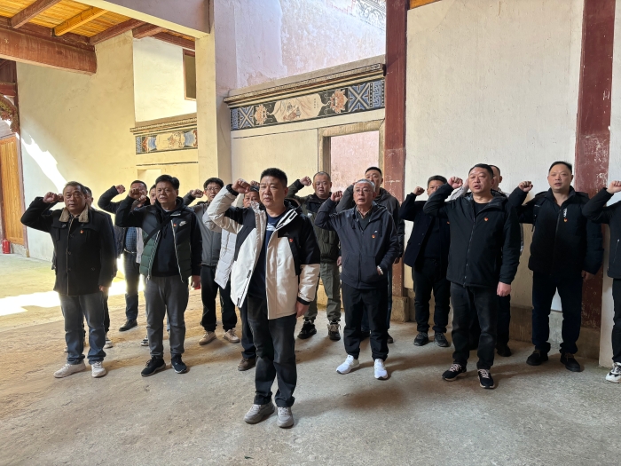 參觀(guan)愛國主義教(jiao)育基地（2）